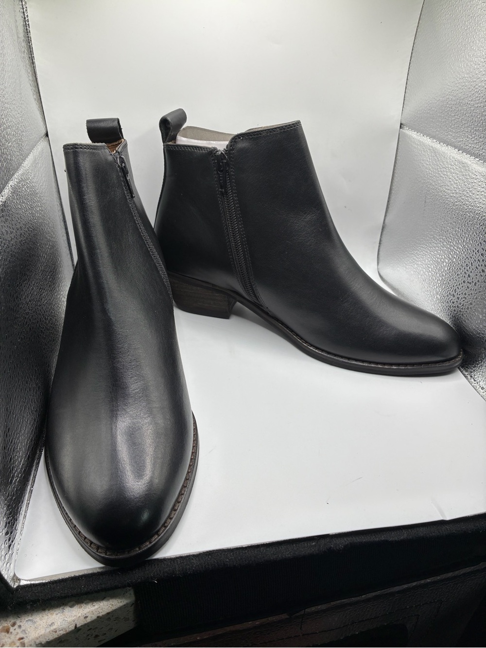 Journee Signature Charlotte Black Leather Double Zip Ankle Boots Women’s 8.5 New